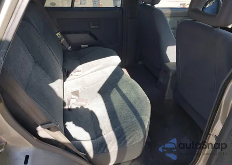 1997 Honda Passport Ex/Lx from USA, damaged, VIN 4S6CM58V4V4409765